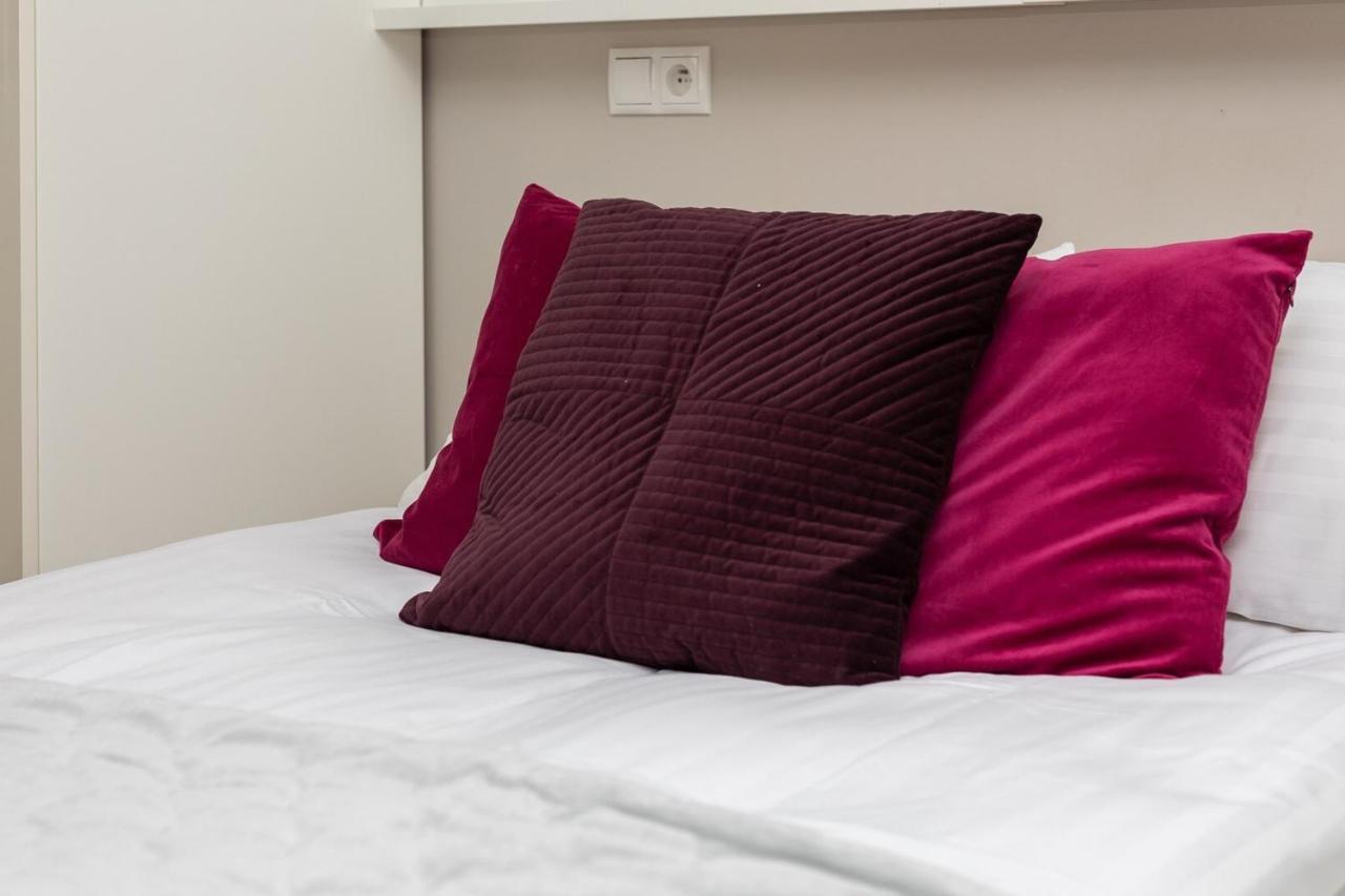 Rent Like Home - Nowy Swiat 47A Varşova Dış mekan fotoğraf